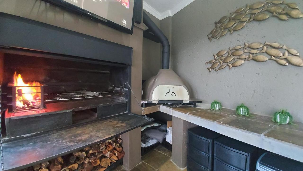 Matumi Golf Lodge Mbombela Eksteriør billede