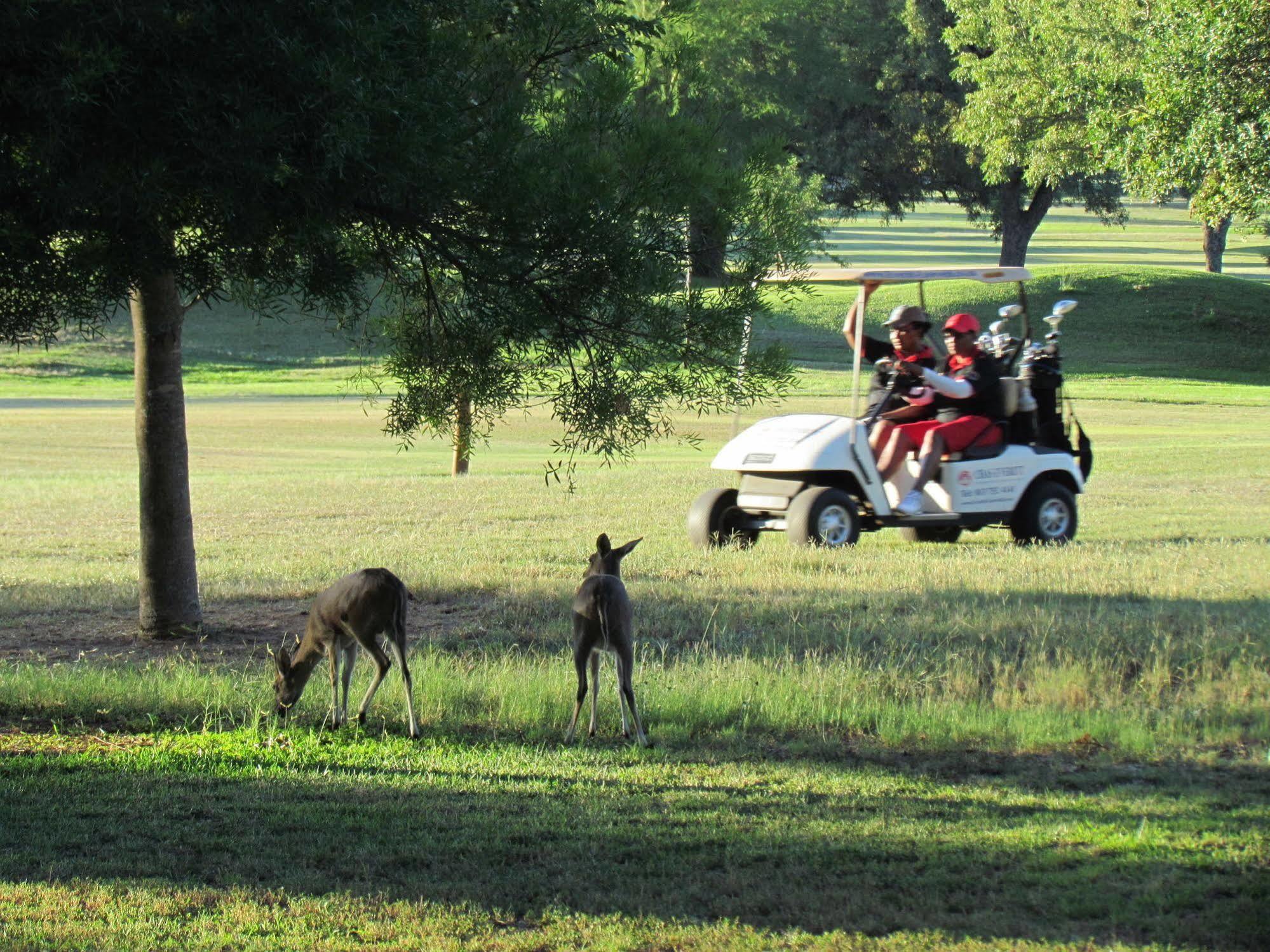 Matumi Golf Lodge Mbombela Eksteriør billede